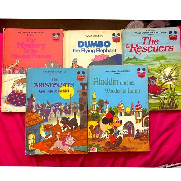 1970’s Vintage Walt Disney Books Lot of 5 - Picture 1 of 13